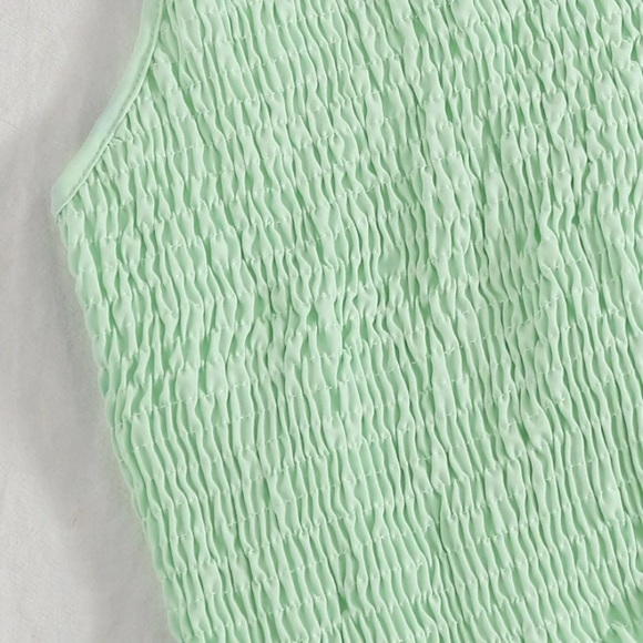 Mint color mesh  crop top - Picture 3 of 4